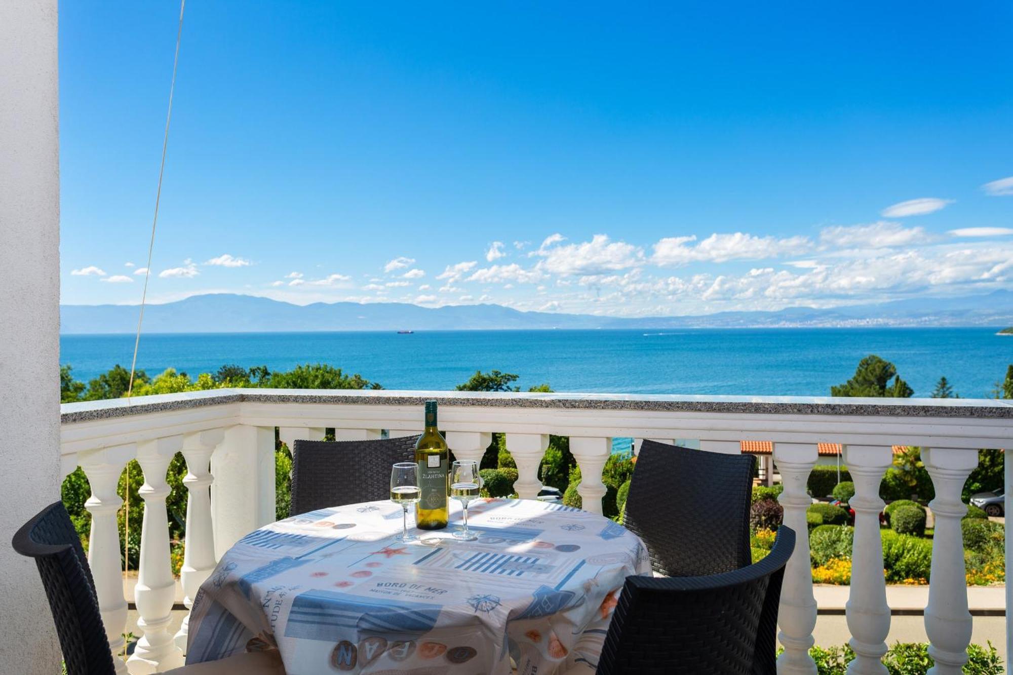 Apartments By The Sea Njivice, Krk - 5296 Exterior photo